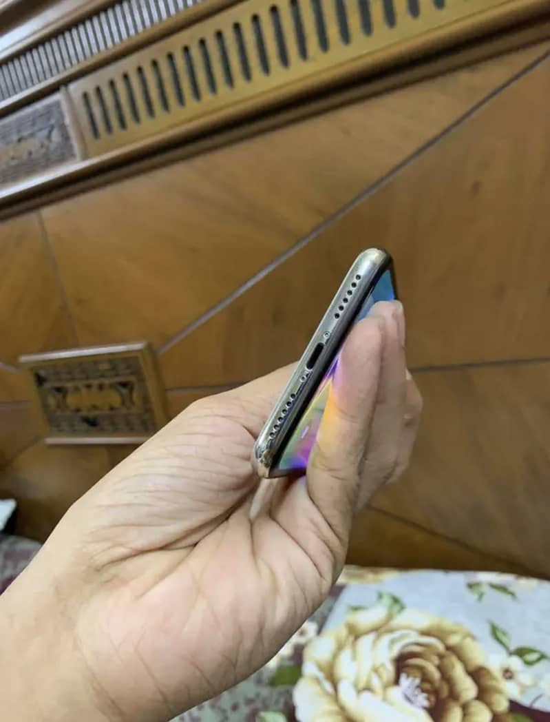 Apple iPhone X 2