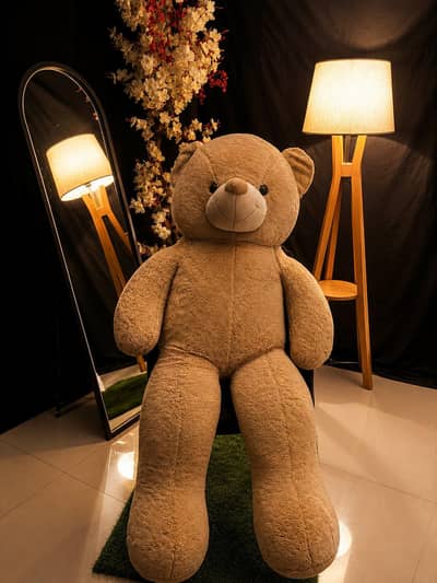Giant Teddy Bear (5-6 ft) – Mint Condition | Like New