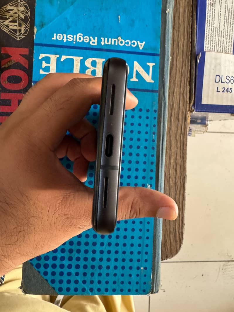 Google Pixel 8 8