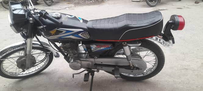 Honda CG125 Good condition & All documents clear