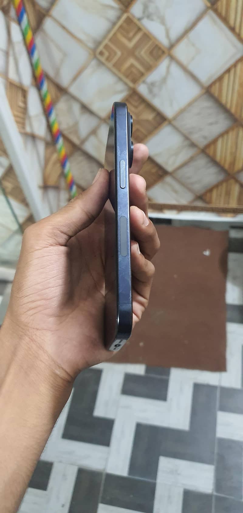 Apple iPhone 15 Pro 1