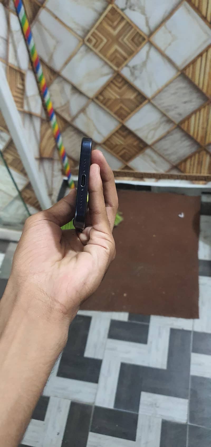 Apple iPhone 15 Pro 2