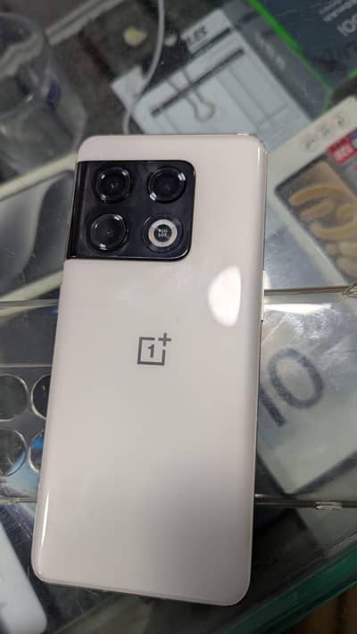 One Plus 10 Pro