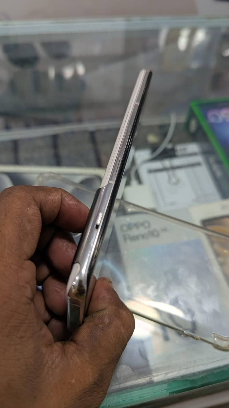 One Plus 10 Pro 3
