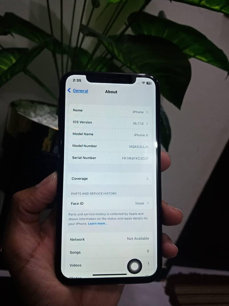 Apple iPhone X 4