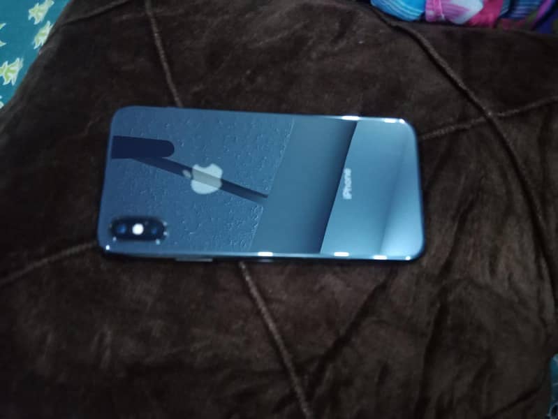 Apple iPhone X 5