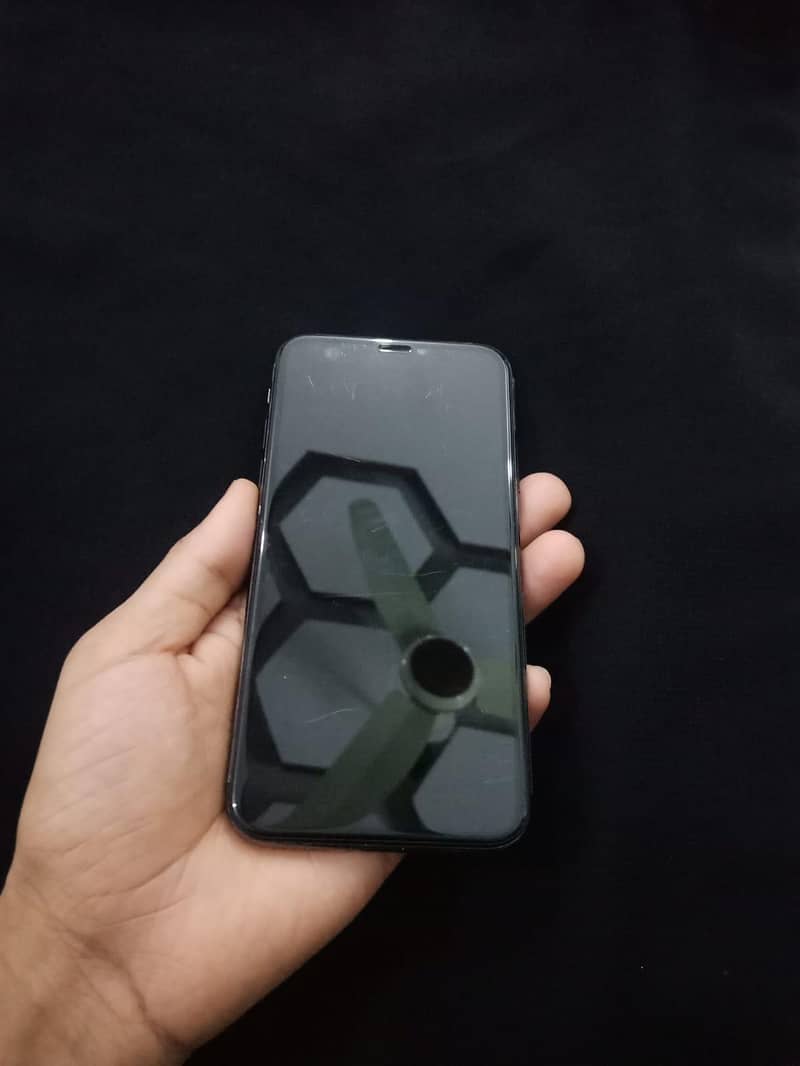 Apple iPhone X 12