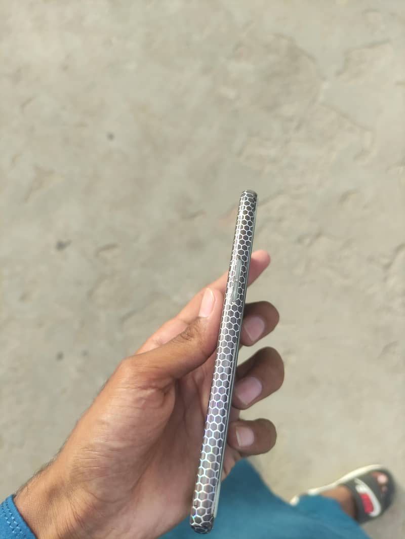 OPPO A37 1