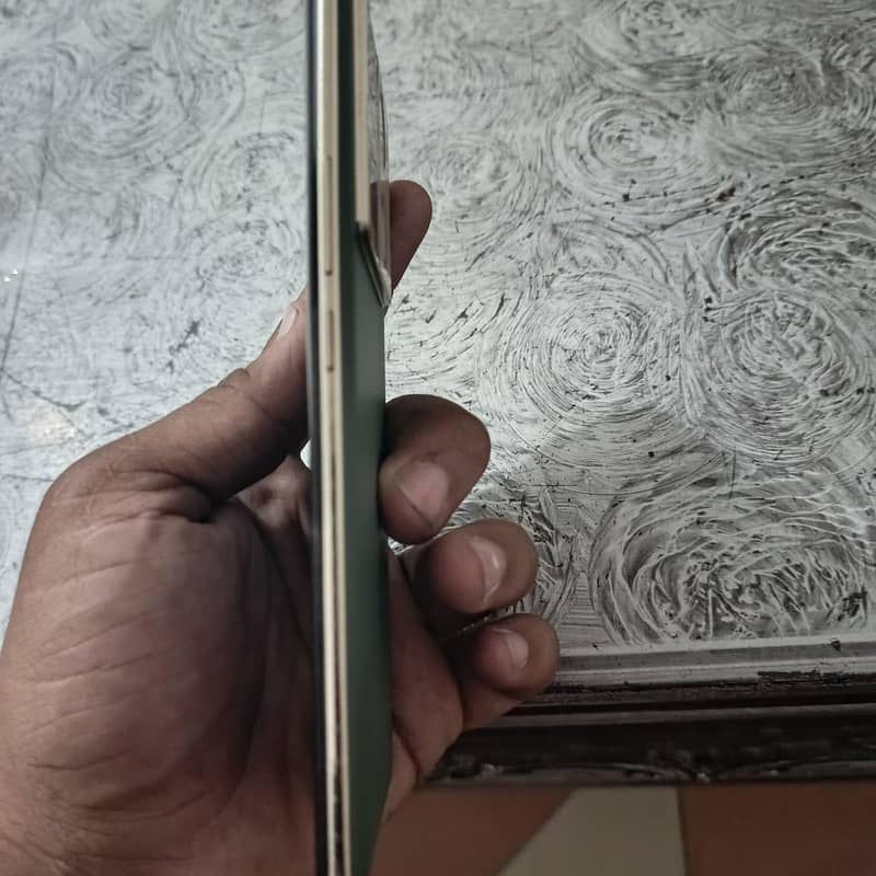 Infinix Note 40 Pro 8