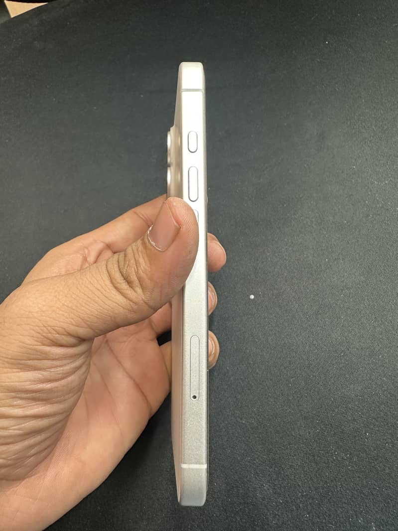Apple iPhone 17 1