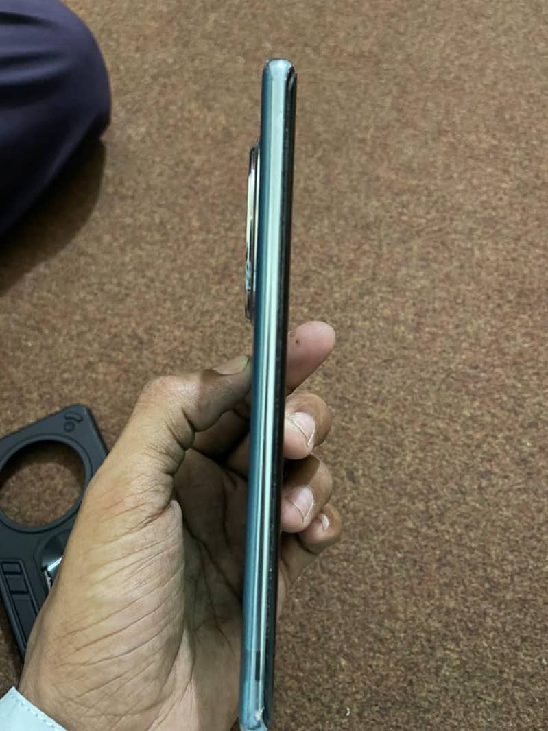 Infinix Zero 40 4