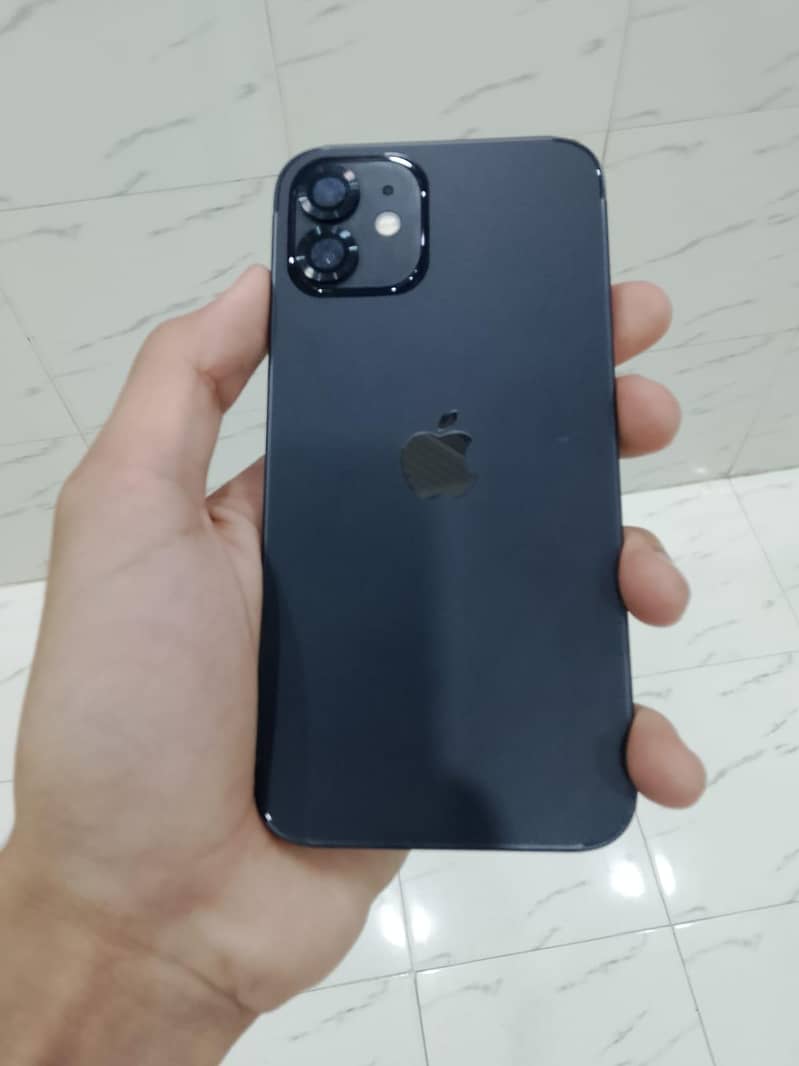 Apple iPhone 12 2
