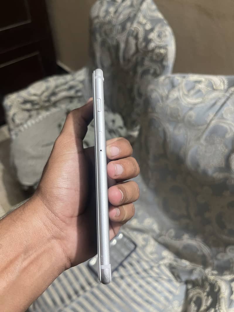 Apple iPhone 6S Plus 1