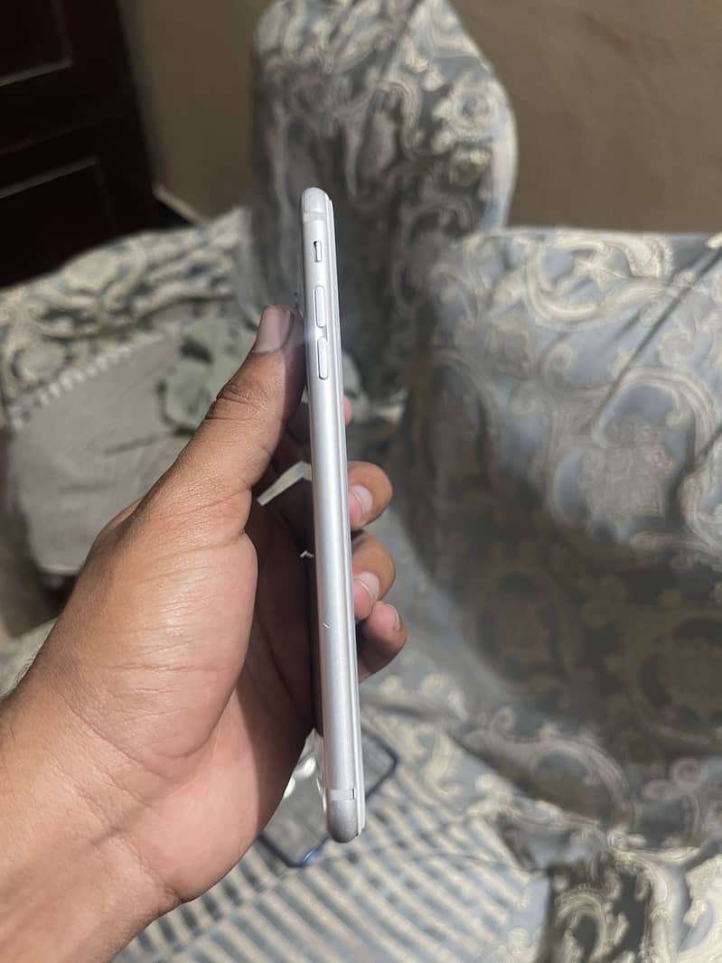 Apple iPhone 6S Plus 2