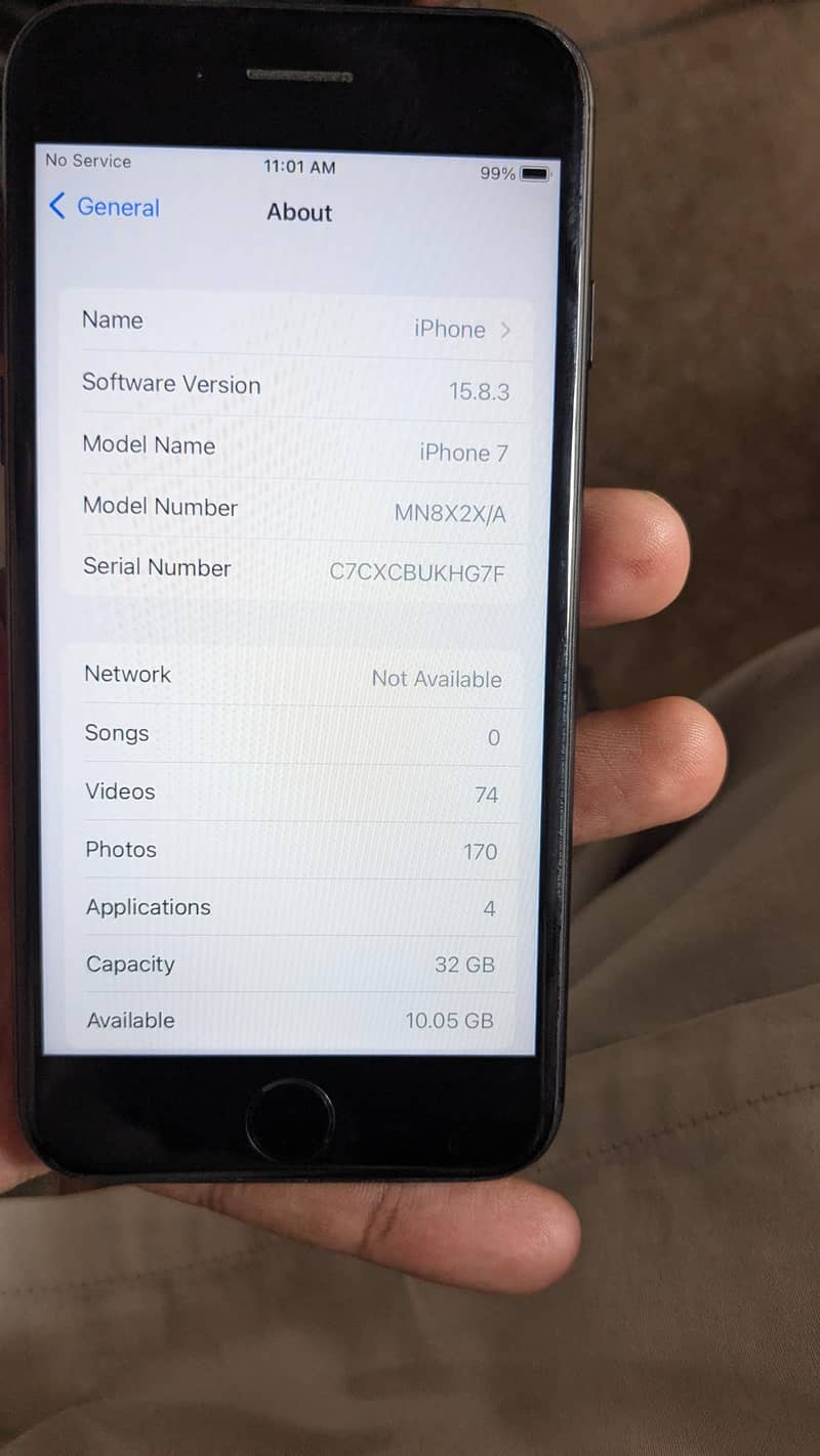 Apple iPhone 7 3