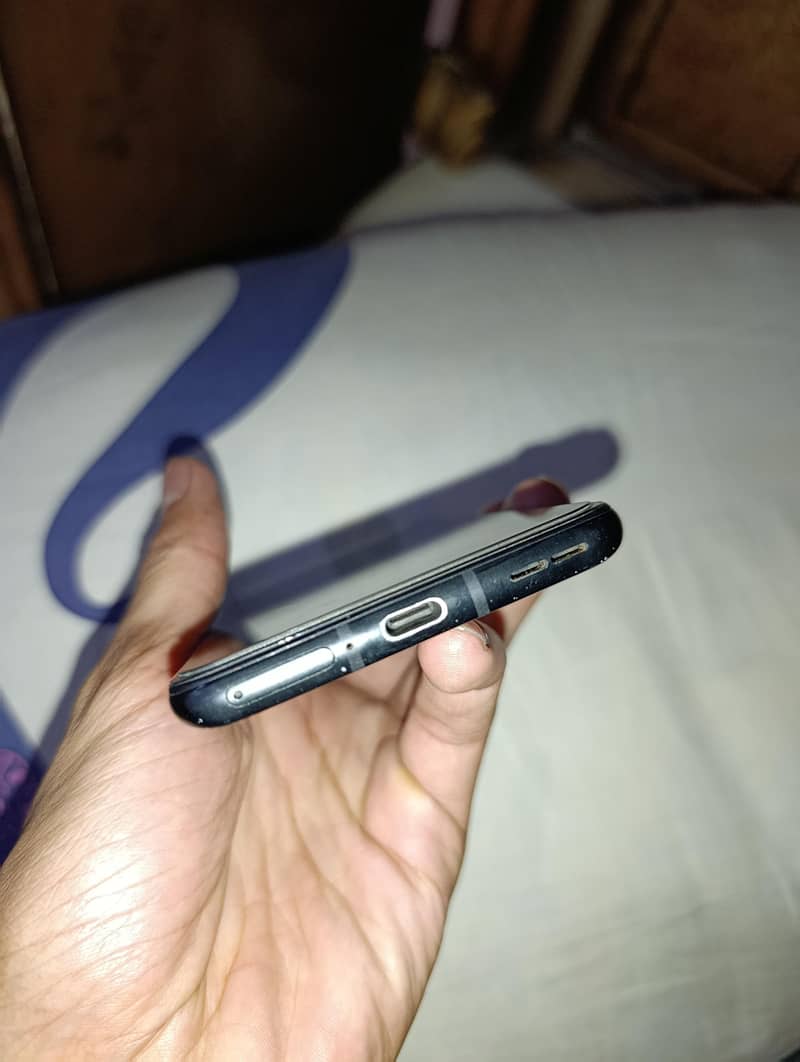One Plus 9R 3
