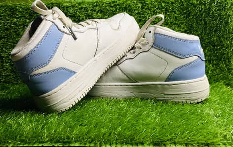 Thrift shoes branded