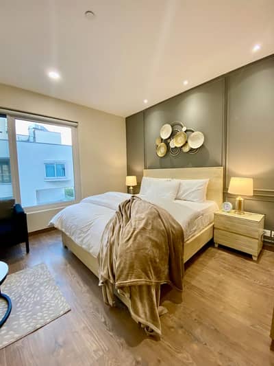 1 Bedroom Luxury Furnished Apartment is Available for Rent in Bahria Town Lahore