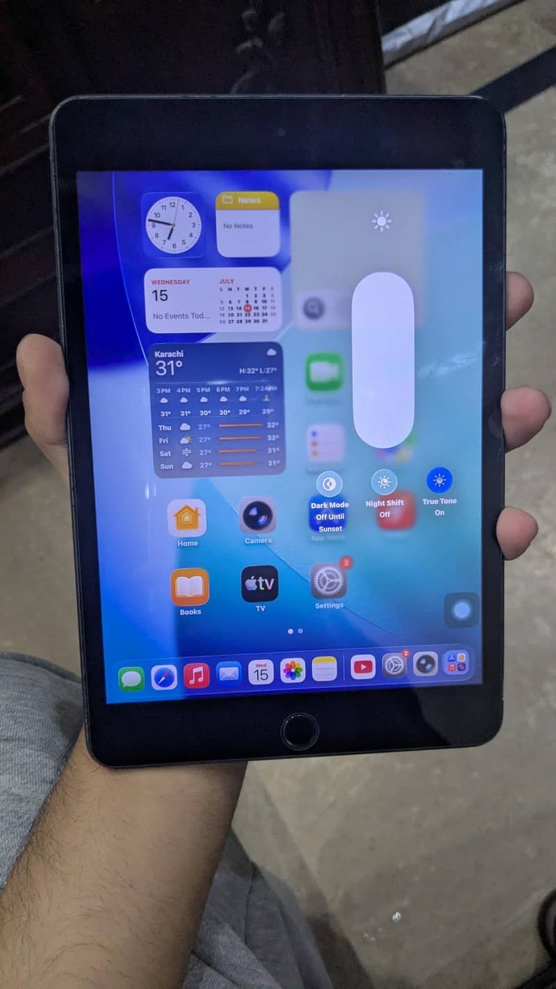 Ipad mini 5 with box a feast for pubg lovers 2