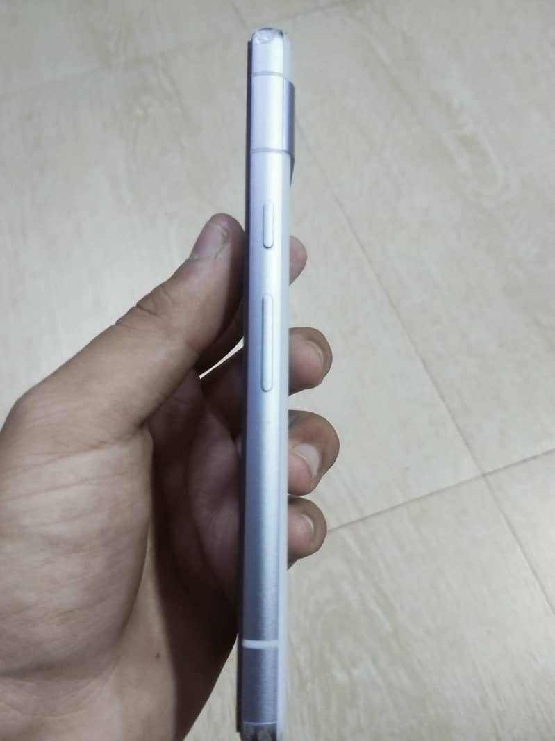 Google Pixel 7a 1