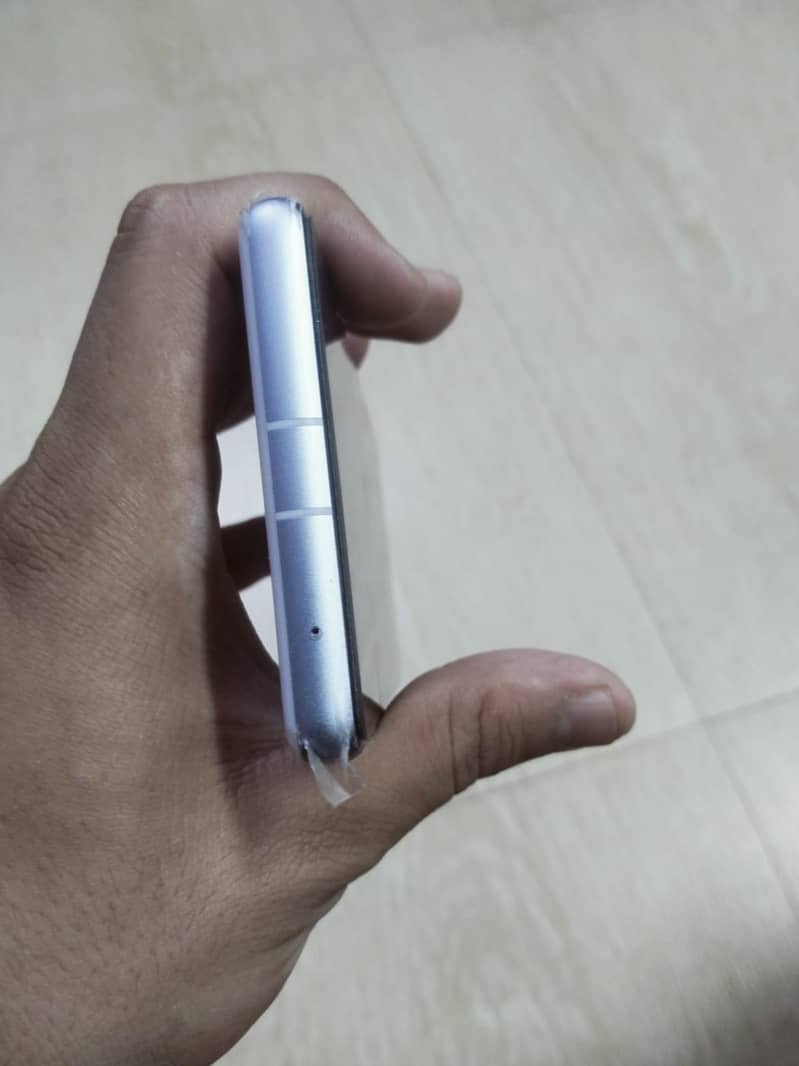 Google Pixel 7a 3