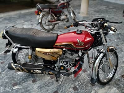 Honda 125 Gold edition koi kam ni hona wala exchange b ho sakta ha