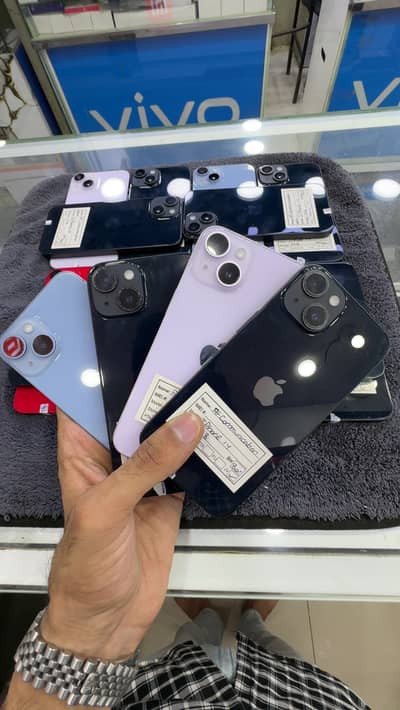 Apple iPhone 14
