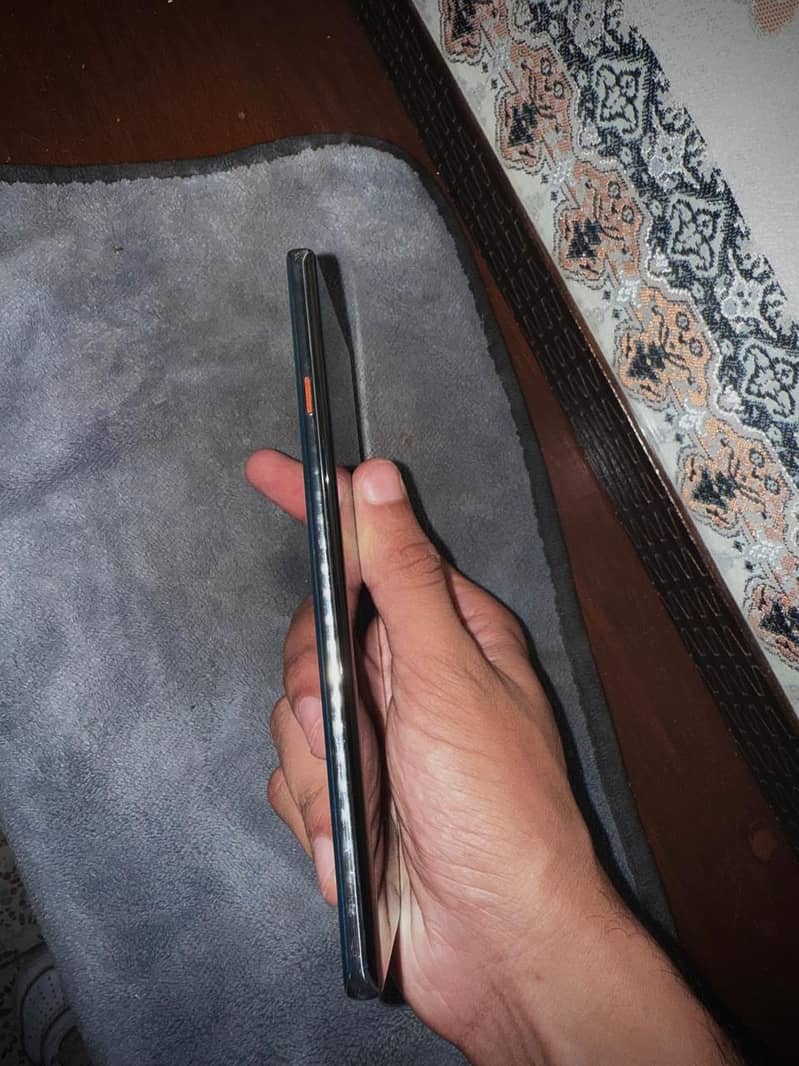 Tecno CAMON 40 Pro 5