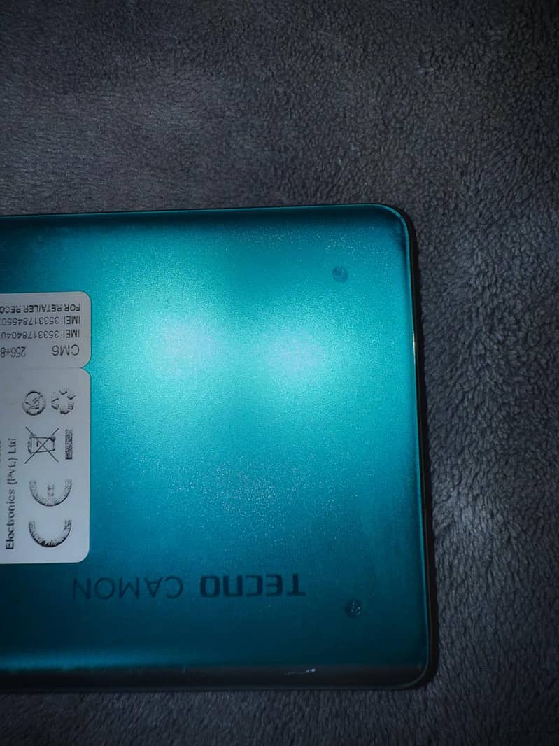 Tecno CAMON 40 Pro 8