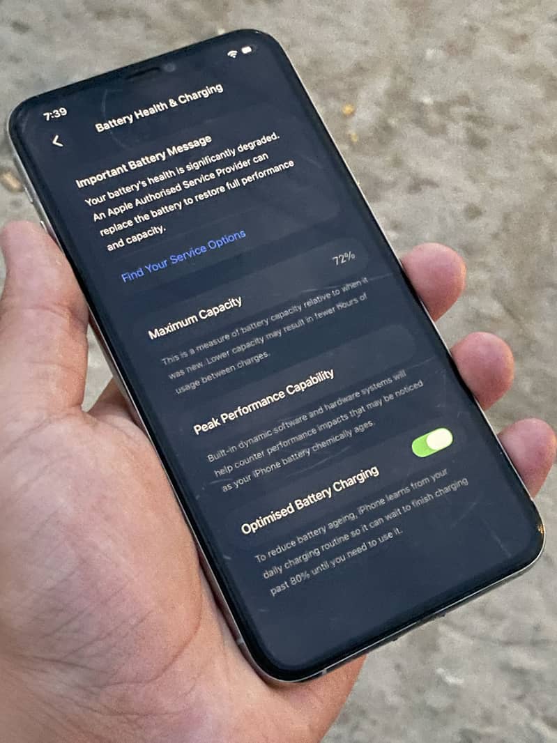 iPhone 11 Pro Max 1