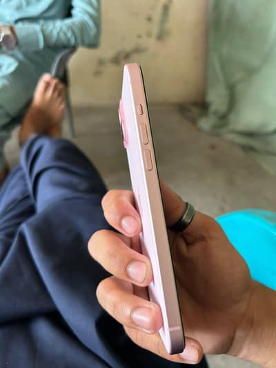 Apple iPhone 15 plus