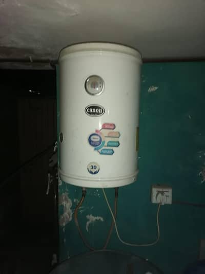 canon elecrtic water geysers 30L