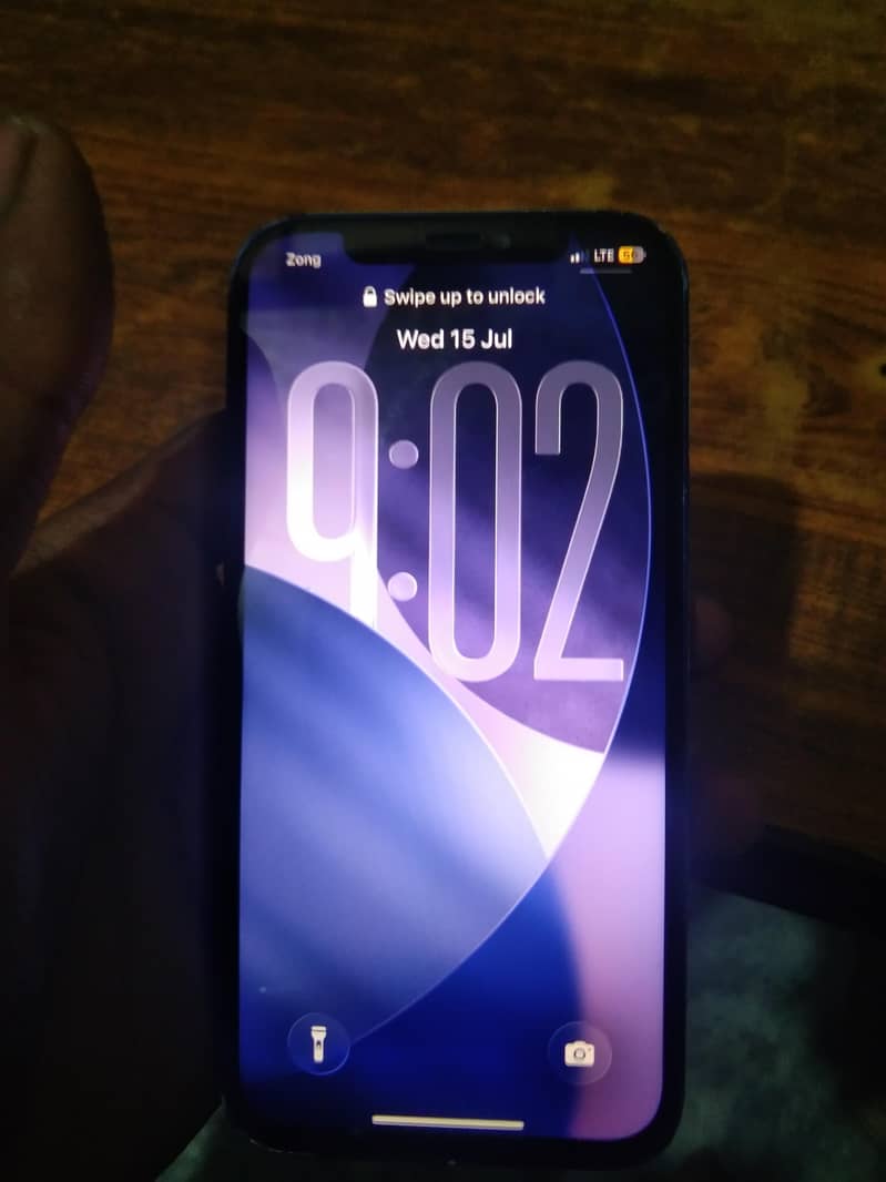 Apple iPhone 12 1