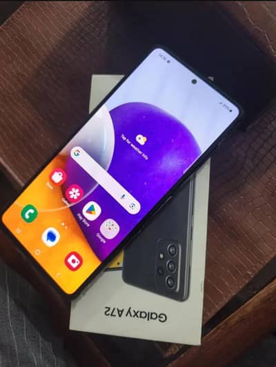 Samsung Mobile A72 128GB/8GB Ram Rom with box