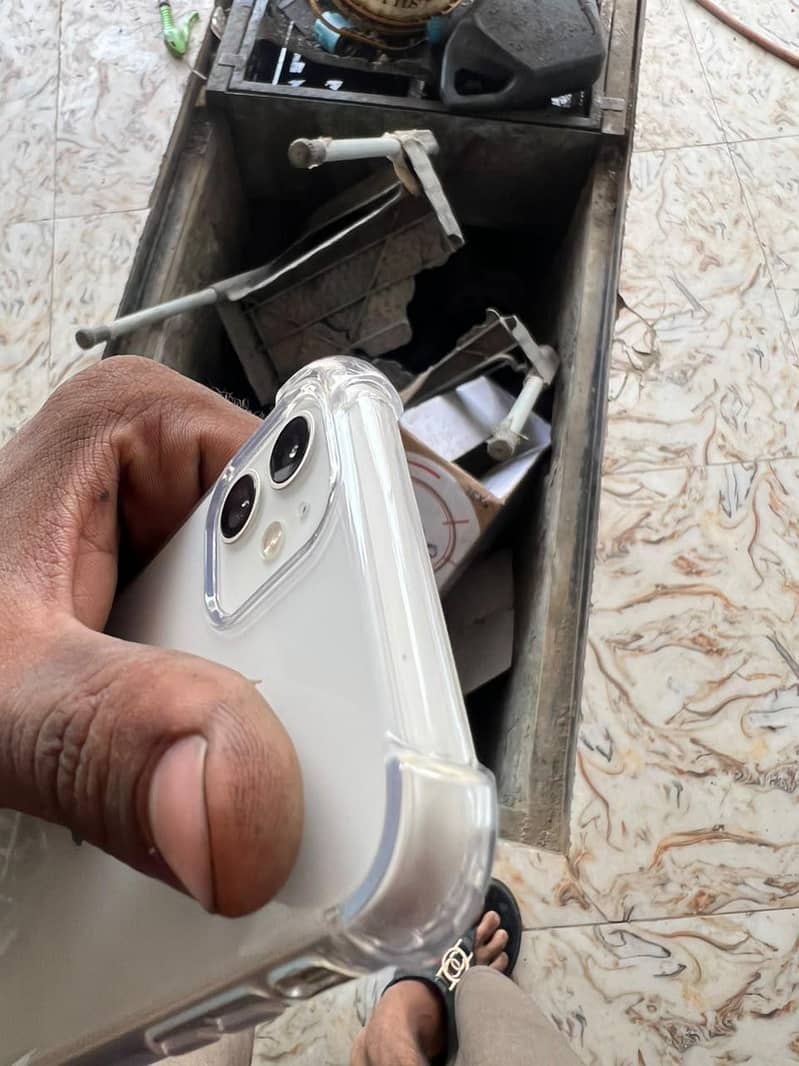 Apple iPhone 11 2