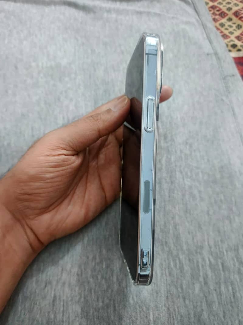 Iphone 13 Pro Max 4