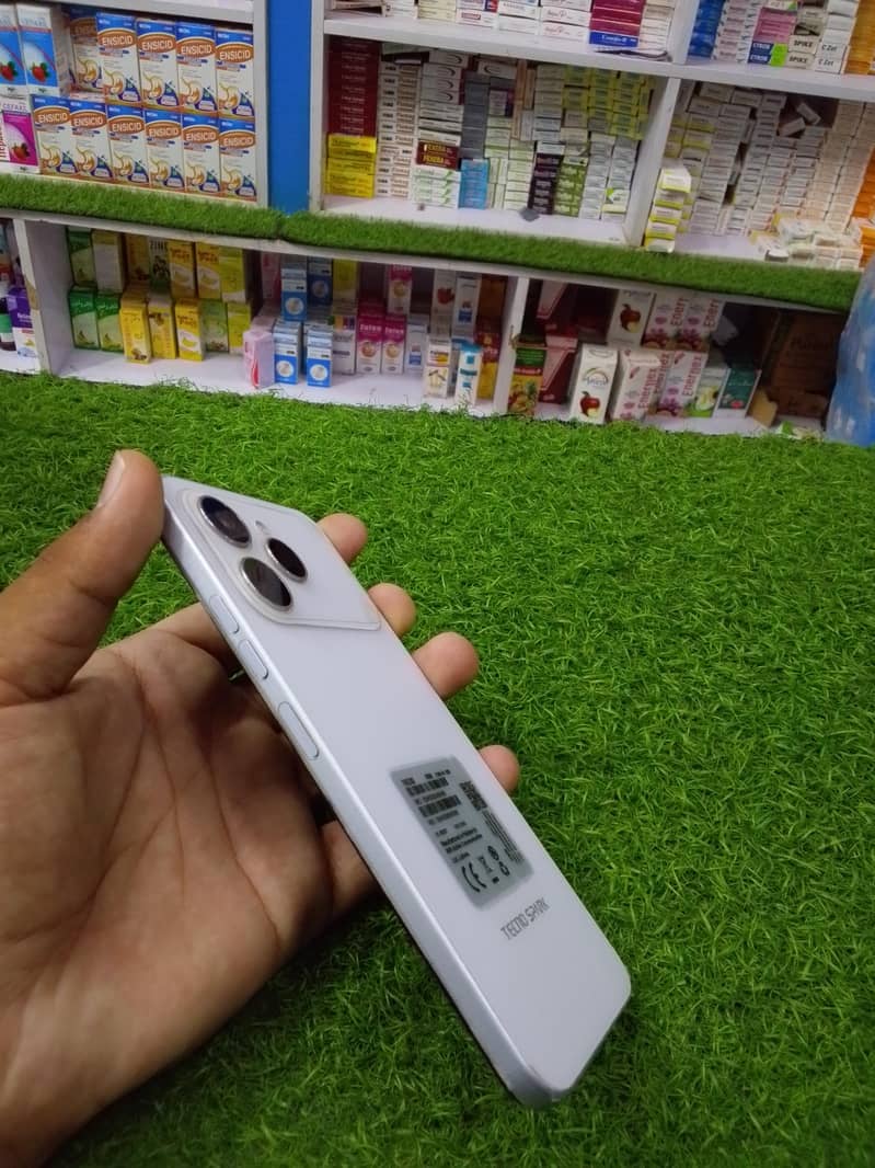 Tecno Spark Pro 2