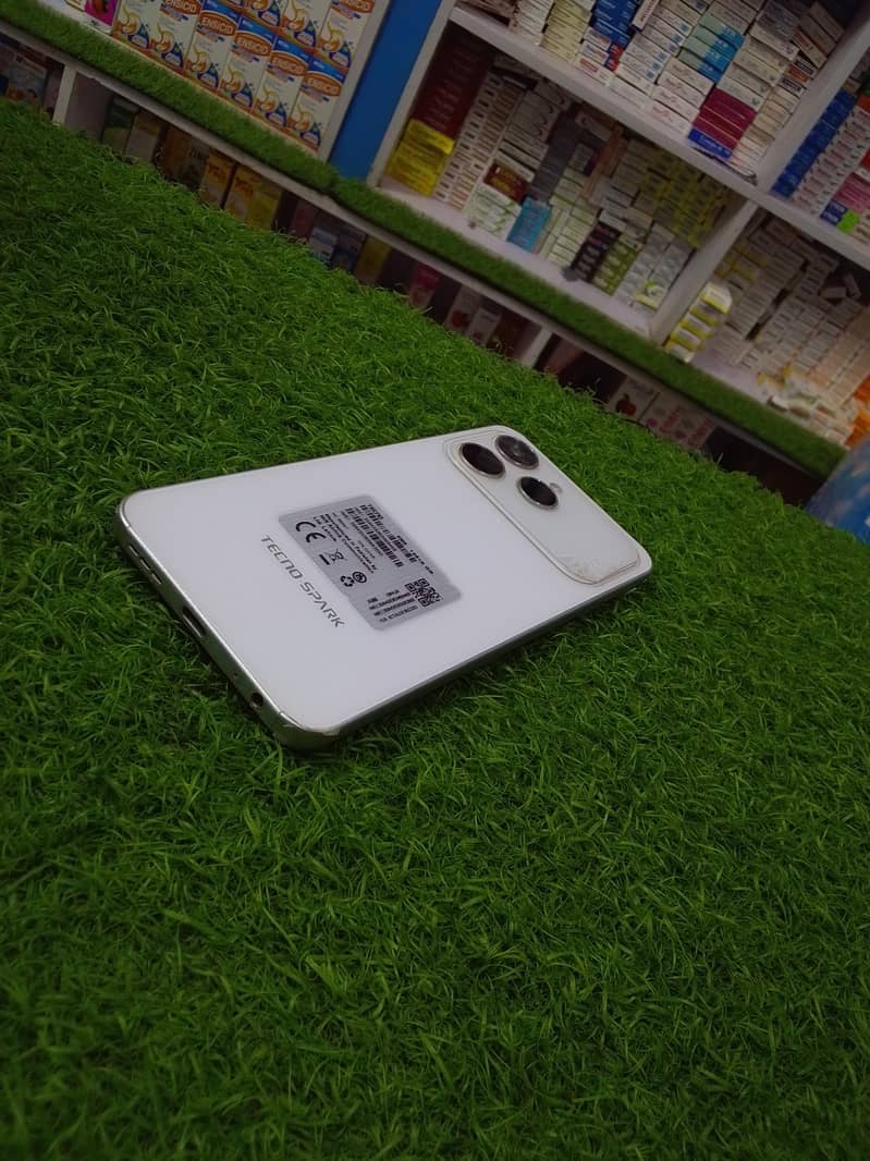 Tecno Spark Pro 3
