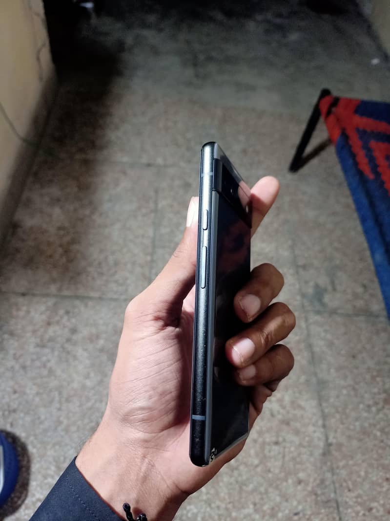 Google Pixel 6a 4