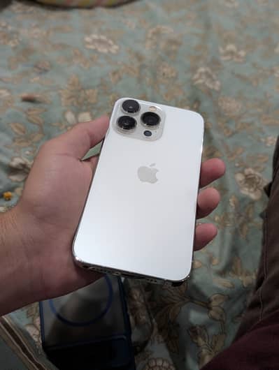 Apple iPhone 13 Pro