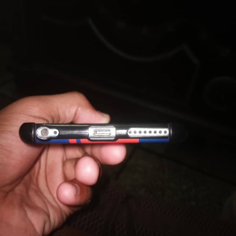 Apple iPhone 6 Plus 3