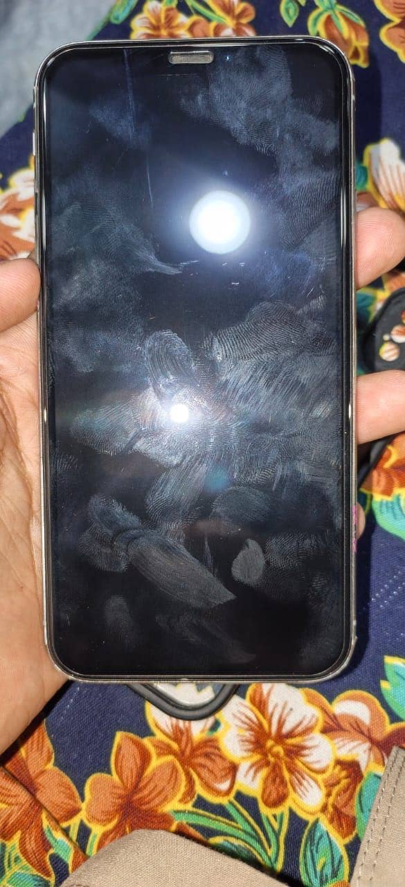 iPhone xs non pta condition 10/10 battery health 86 5