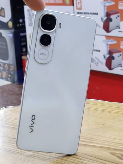 Vivo Y400