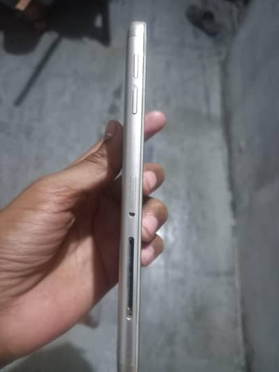 Samsung mobile j5 prime exchanged  03153336789