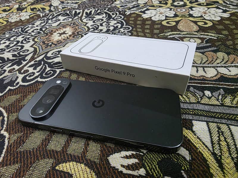 Google Pixel 9 Pro complete box 0