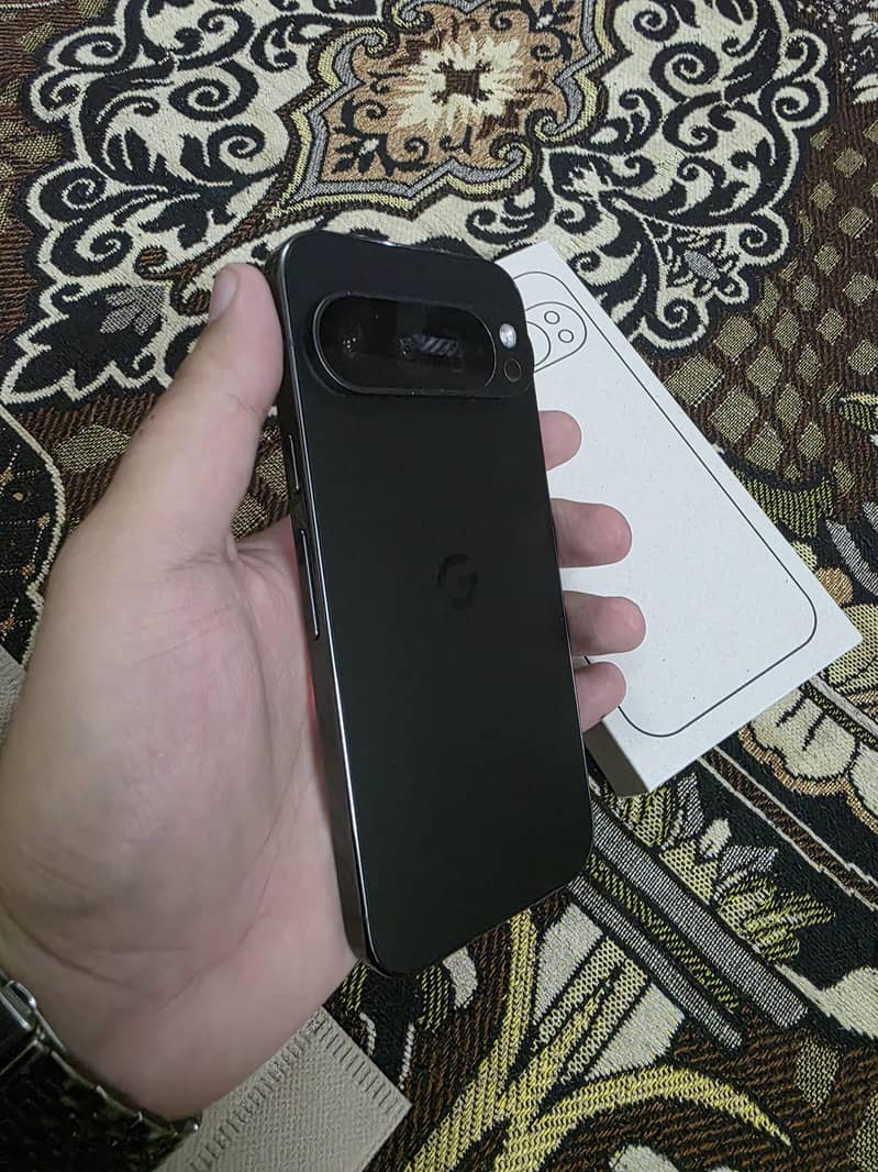Google Pixel 9 Pro complete box 10