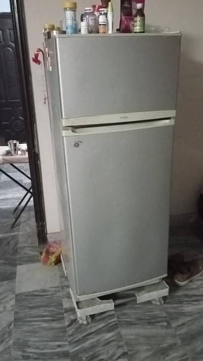 Haier medium size fridge for sale