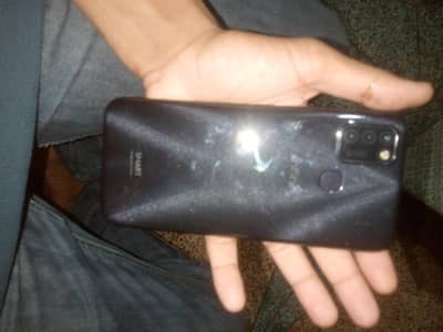 Infinix Smart 6.03104450619 what's app no