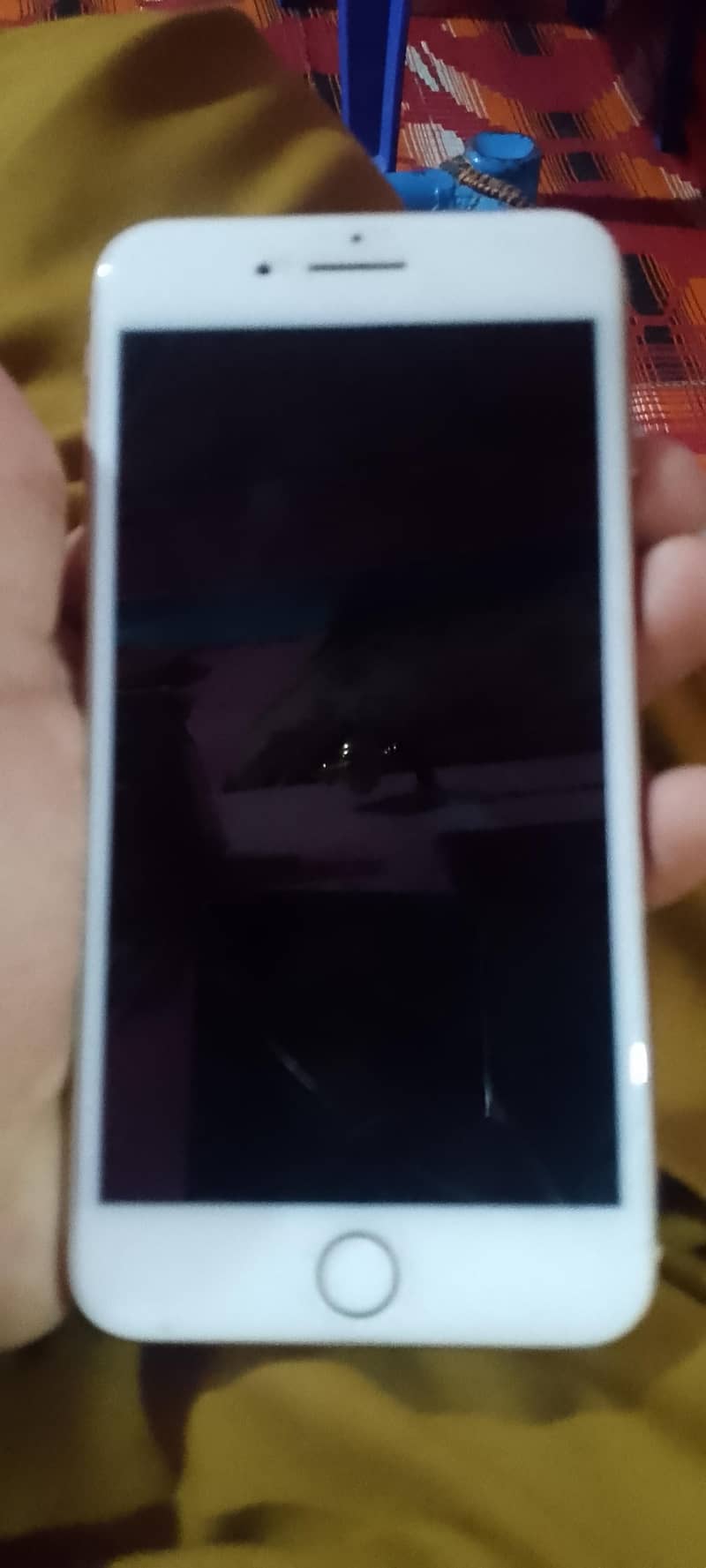 Apple iPhone 8 Plus 1