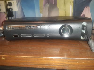 Xbox 360 Good Condition With 2 controller With Gta Check description